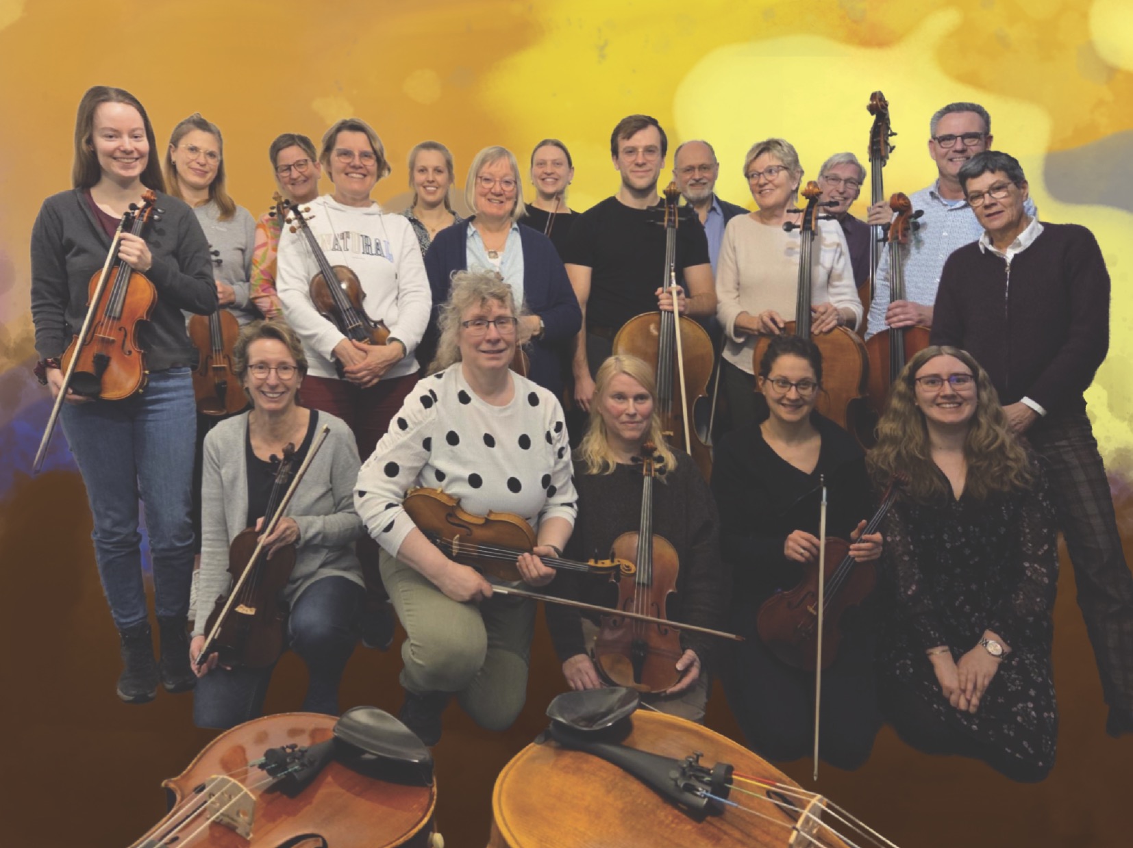 Orchester Mitlgieder farbig gelb